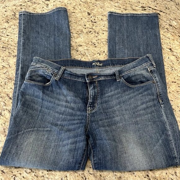 Old Navy Women’s The Flirt Jeans Size 16 Long Blue Denim Stretch Bootcut Vintage - Picture 2 of 5